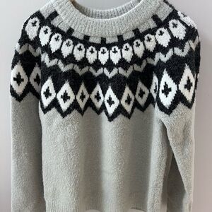 Absolutely Creative Worldwide Black and Gray Geometric Sweater
